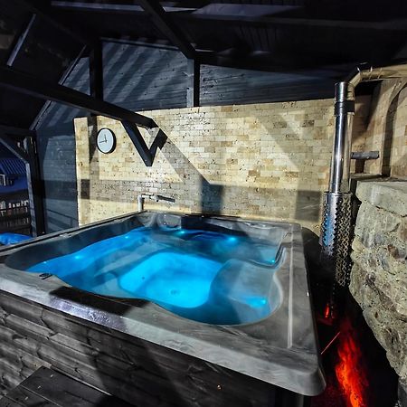 Casa Miclau Apartman Herkulesfürdő Kültér fotó