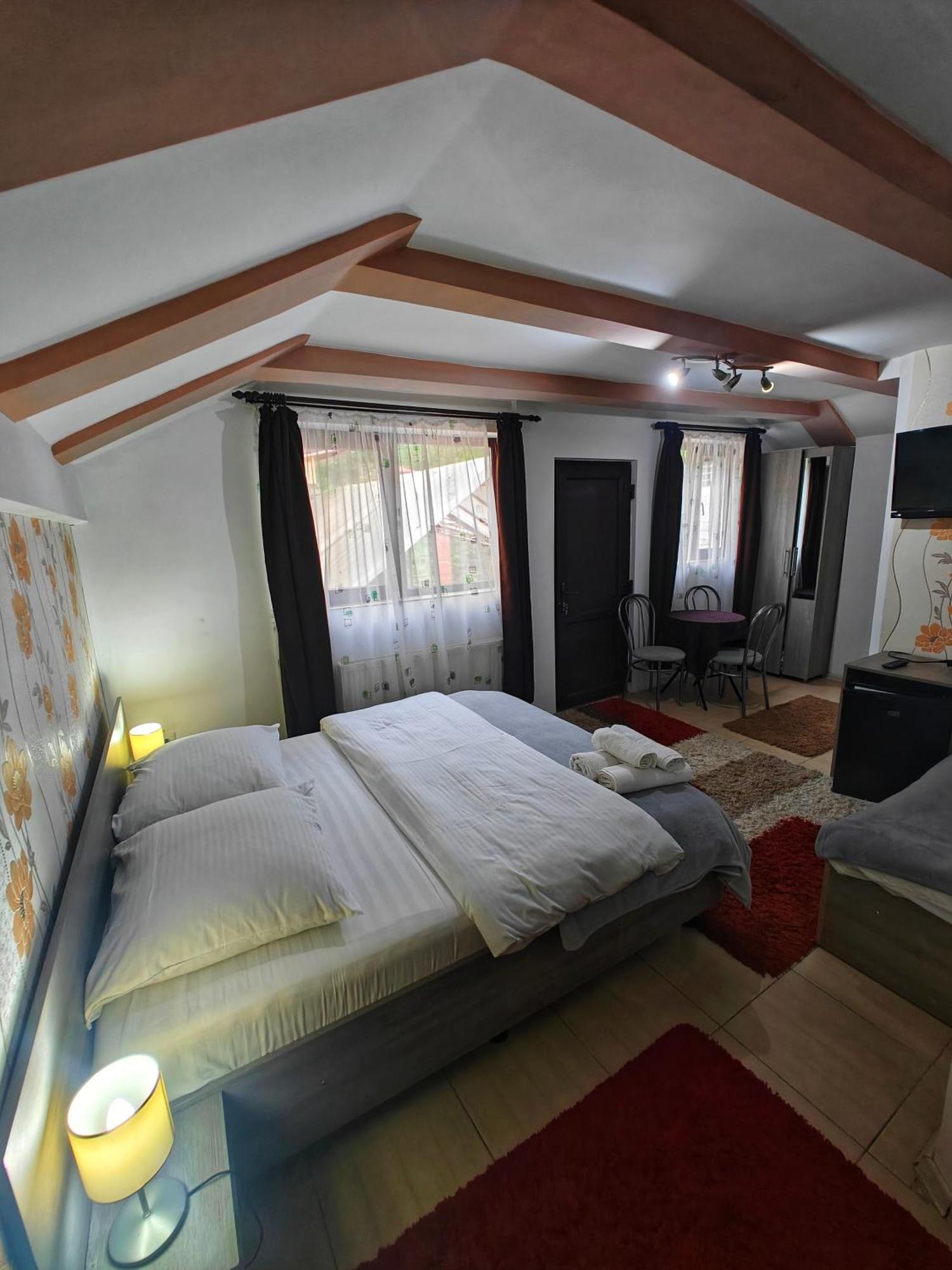 Casa Miclau Apartman Herkulesfürdő Kültér fotó
