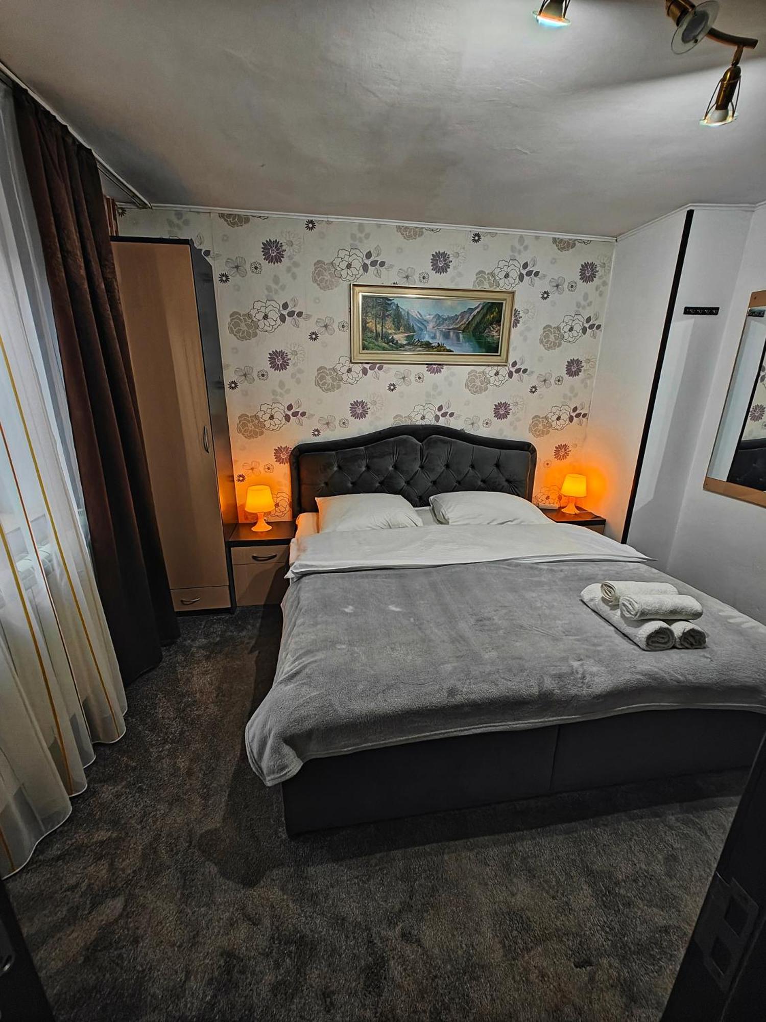 Casa Miclau Apartman Herkulesfürdő Kültér fotó